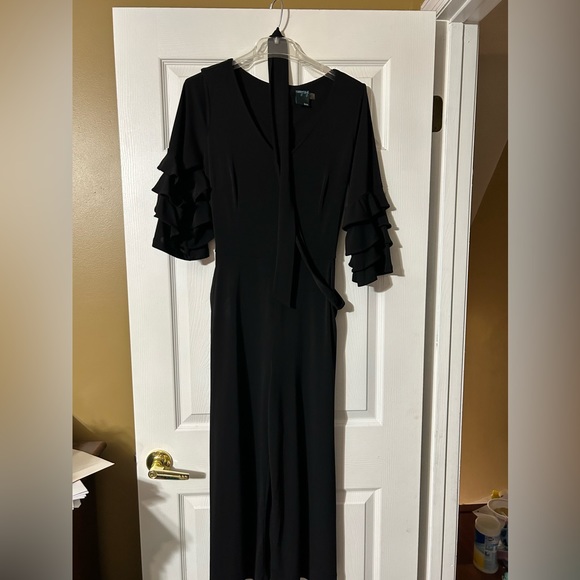 Black jumpsuit - Picture 1 of 1